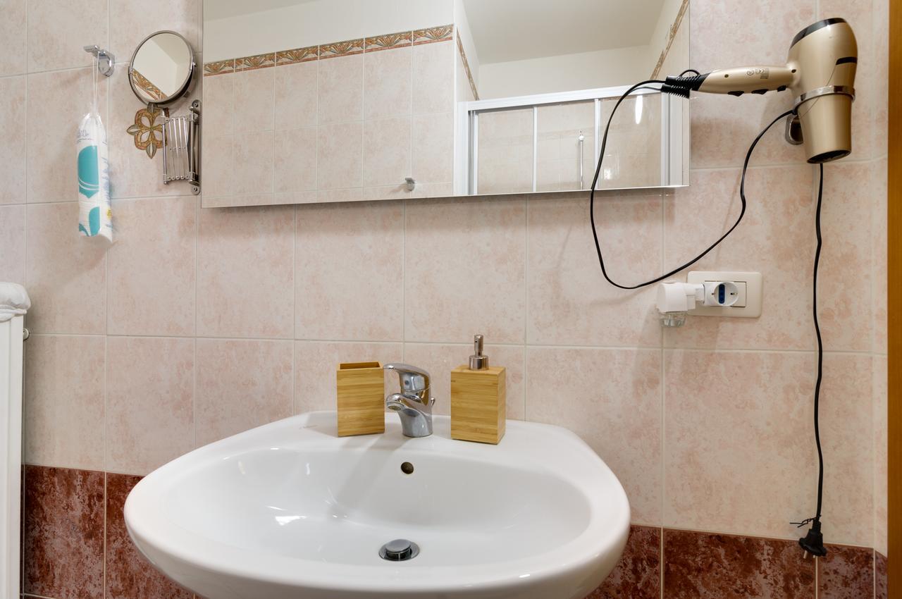 B&B And Apartments Al Duomo Τρέντο Εξωτερικό φωτογραφία