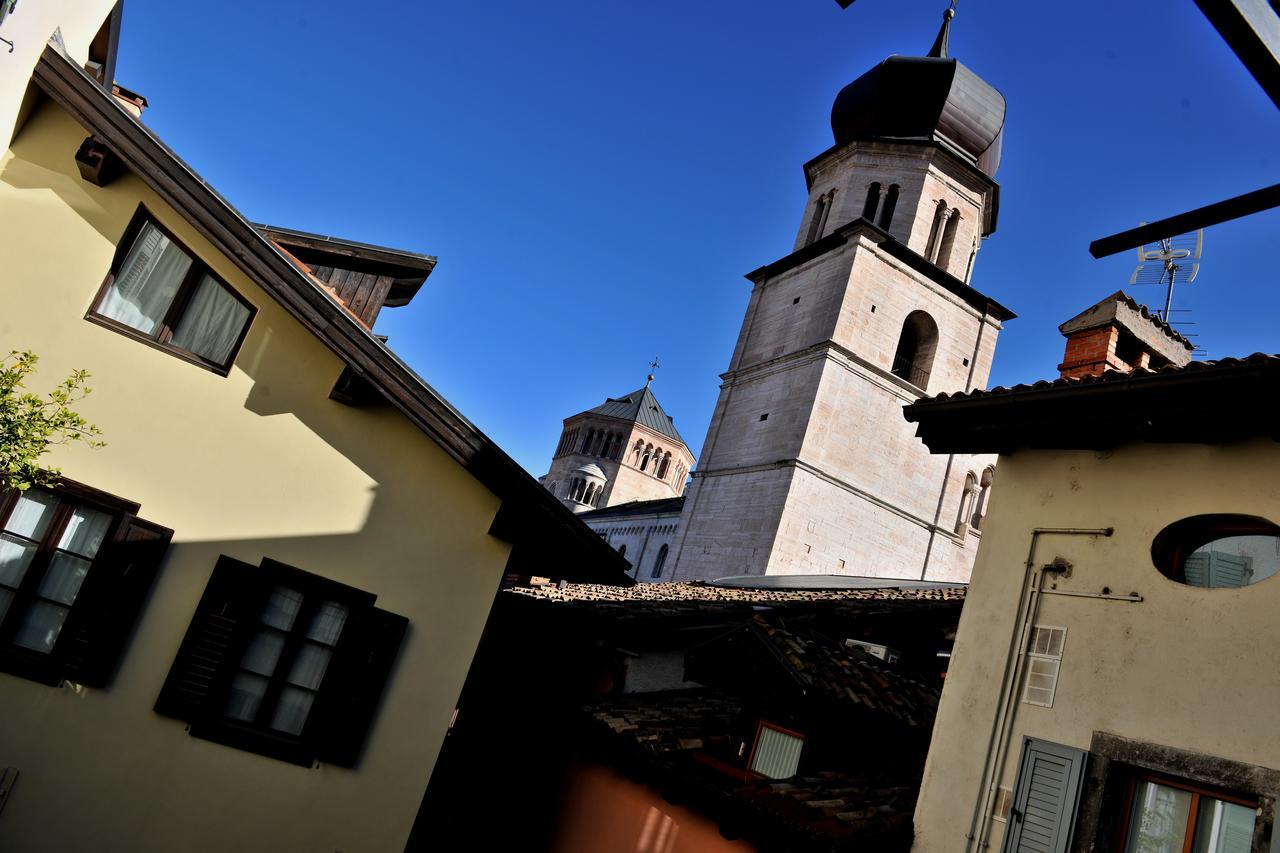 B&B And Apartments Al Duomo Τρέντο Εξωτερικό φωτογραφία